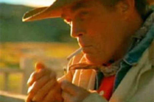 Το τσιγάρο σκότωσε (και) τον «Άντρα του Marlboro»-Ο Έρικ Λόουσον κάπνιζε από τα 14 του και πέθανε στα 72 του - Κυρίως Φωτογραφία - Gallery - Video