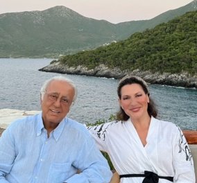Ο Τάσος Μπιρσίμ μιλάει στην Ειρήνη Νικολοπούλου με θέα το Αιγαίο - O διάσημος Sir της τηλεσκηνοθεσίας για τον Ανδρέα, τον Τέρενς, τη Λιάνα & όλη την ελληνική tv