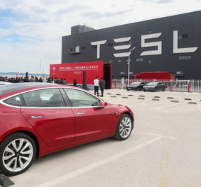 1 αυτοκίνητο το δευτερόλεπτο! Το εργοστάσιο της Tesla στην Σαγκάη παρήγαγε 947.000 οχήματα μέσα στο 2023 (βίντεο) - Κυρίως Φωτογραφία - Gallery - Video